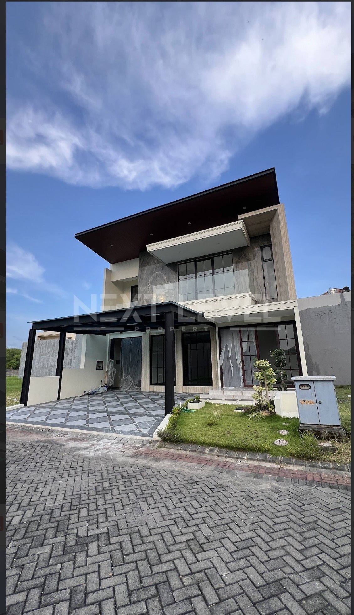 Di Jual Rumah Pakuwon City 