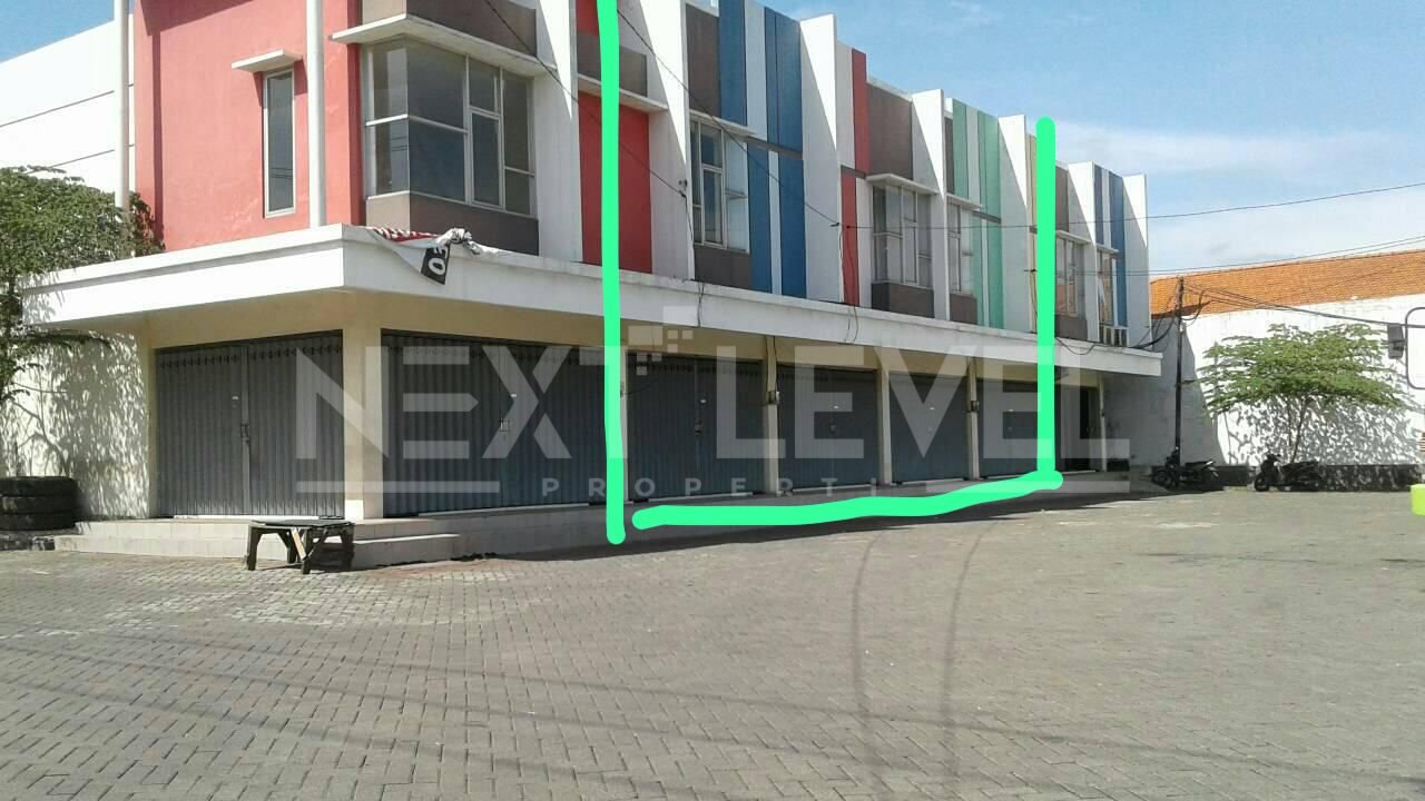 4 Gudang jejer Tritan Tanrise Sidoarjo