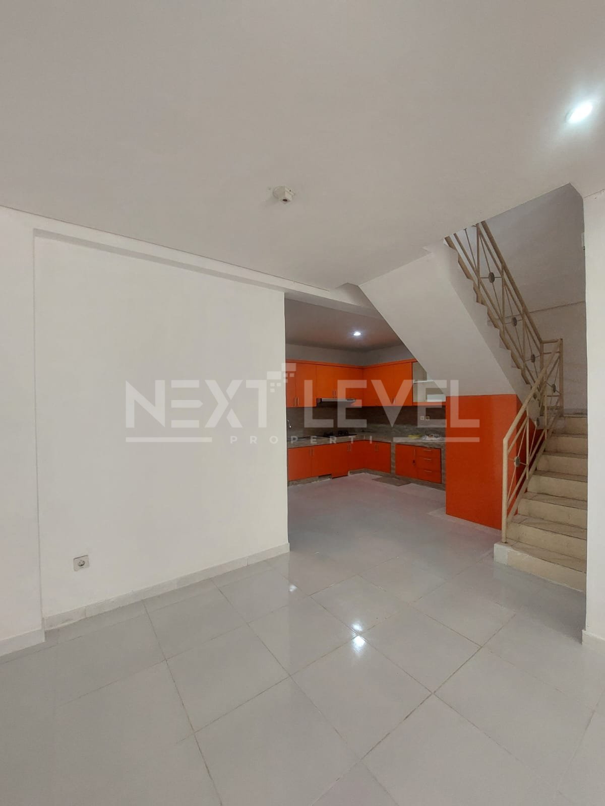 DIJUAL RUMAH BABATAN PRATAMA MURAH SIAP HUNI