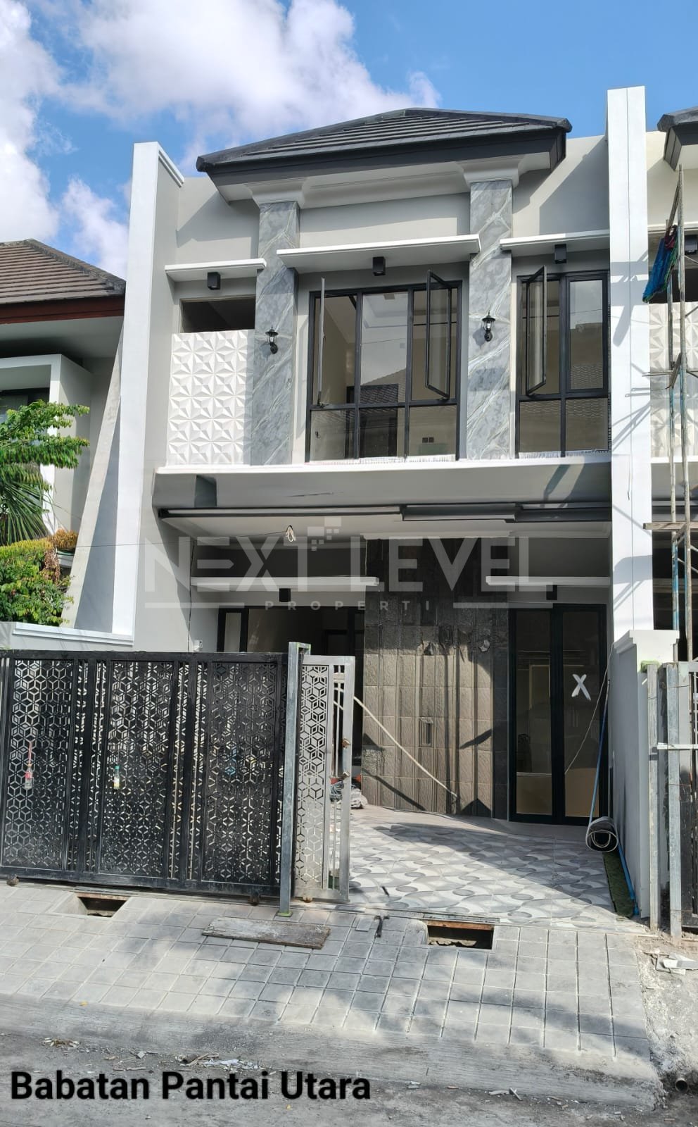 DIJUAL Rumah Baru Babatan Pantai Utara