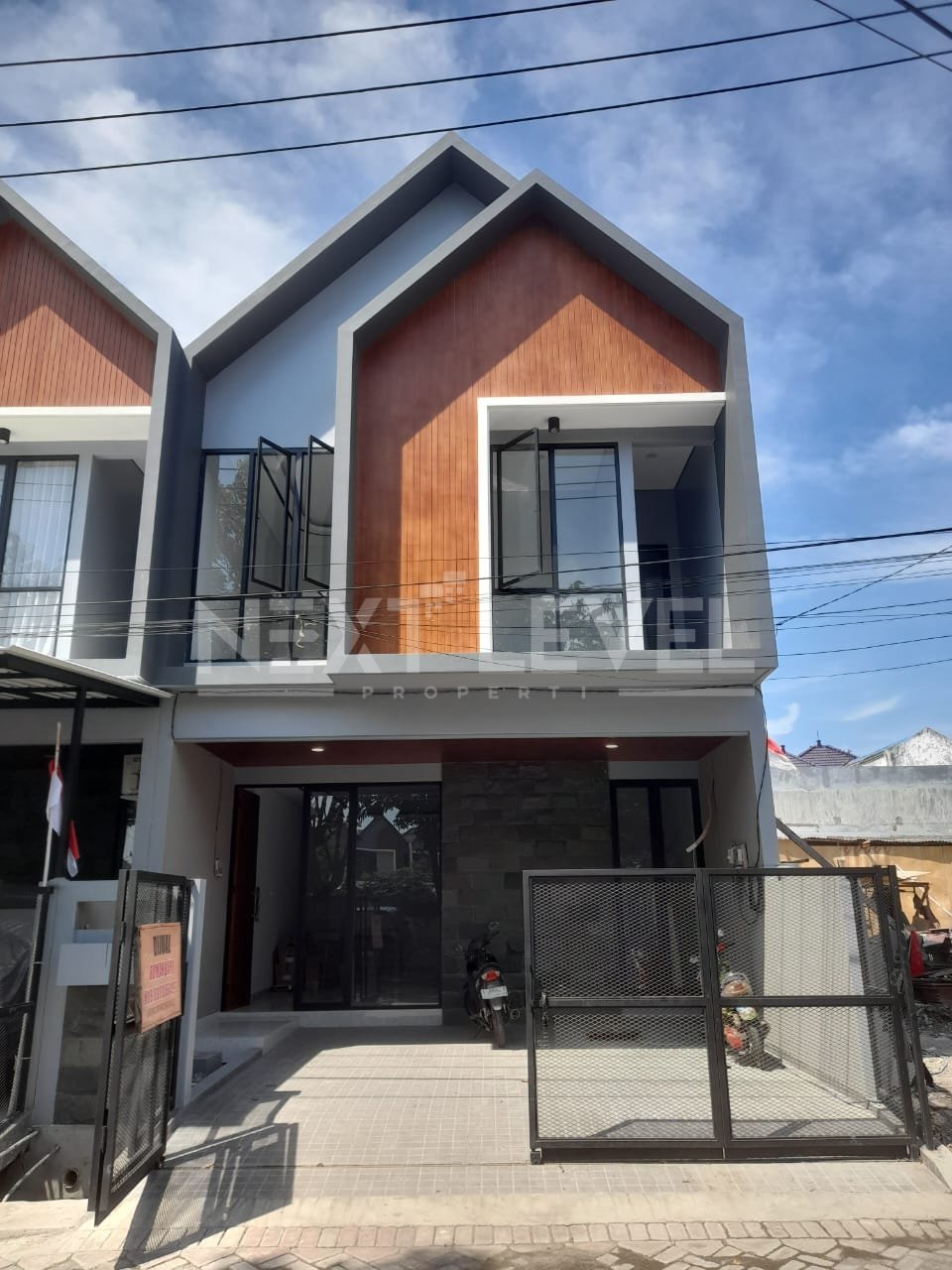 Rumah baru di Tompotika