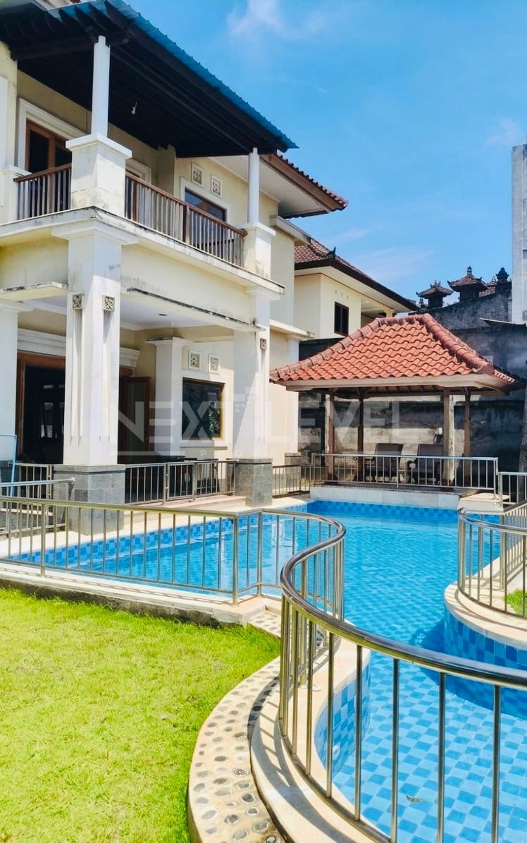 Big Villa in Nusa Dua 