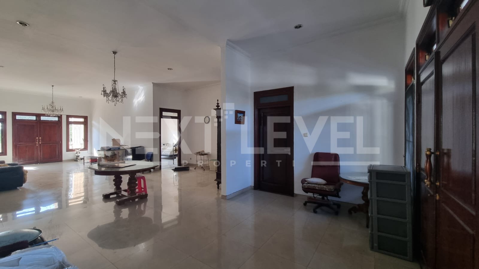 JUAL CEPAT RUMAH RAYA MARGOREJO