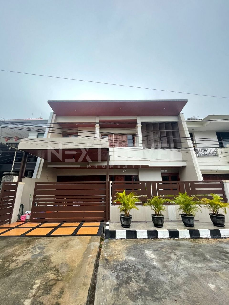 Dijual Rumah Dharmahusada Minimalis Strategis Siap Huni