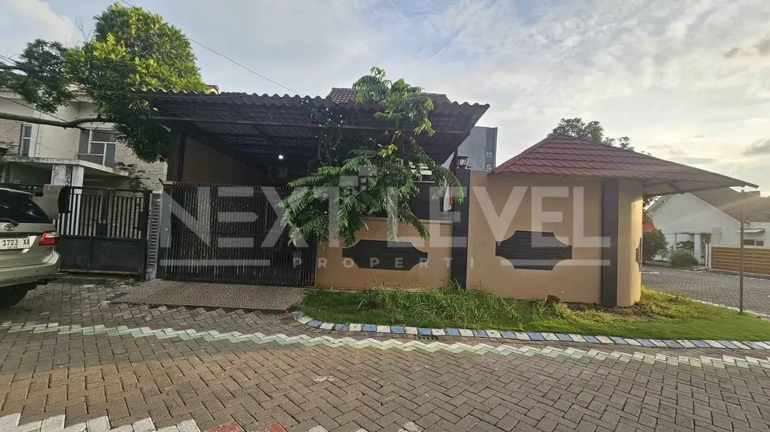 Rumah di jual di Puri Surya Jaya 