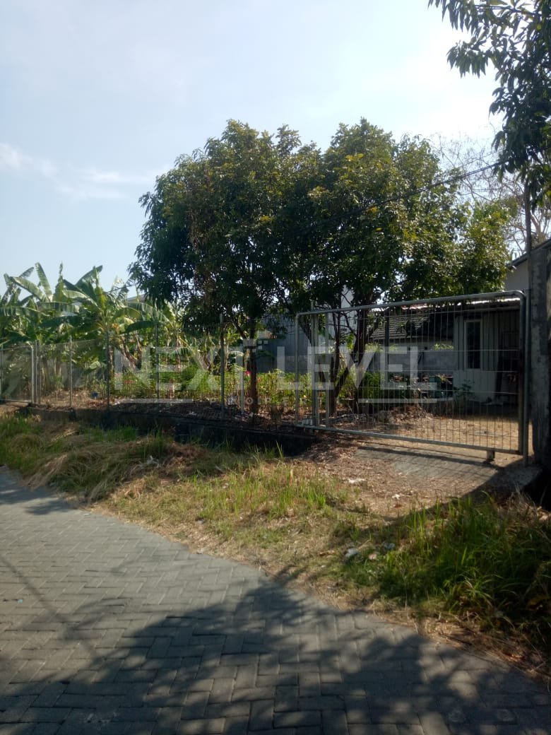 Dijual Tanah komersial 3 kavling cocok untuk usaha di Perumahan Alam Bukit Raya  Kebomas Gresik.
