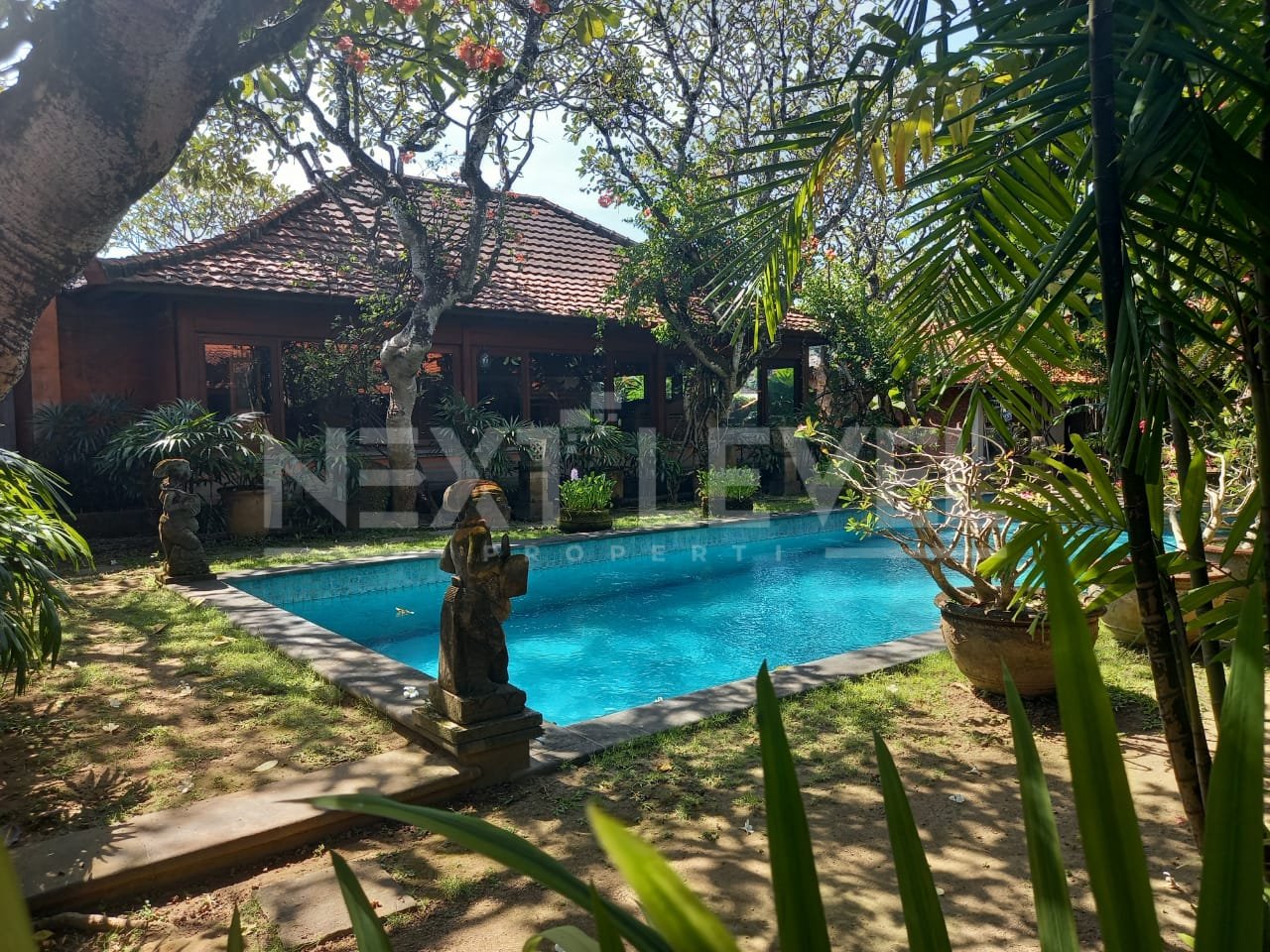 Villa dijual disanur Luas tanah 24 are 