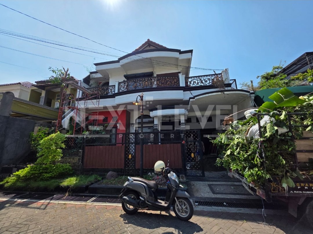 Dijual Rumah Kebonsari Elveka dekat Gayungsari Surabaya