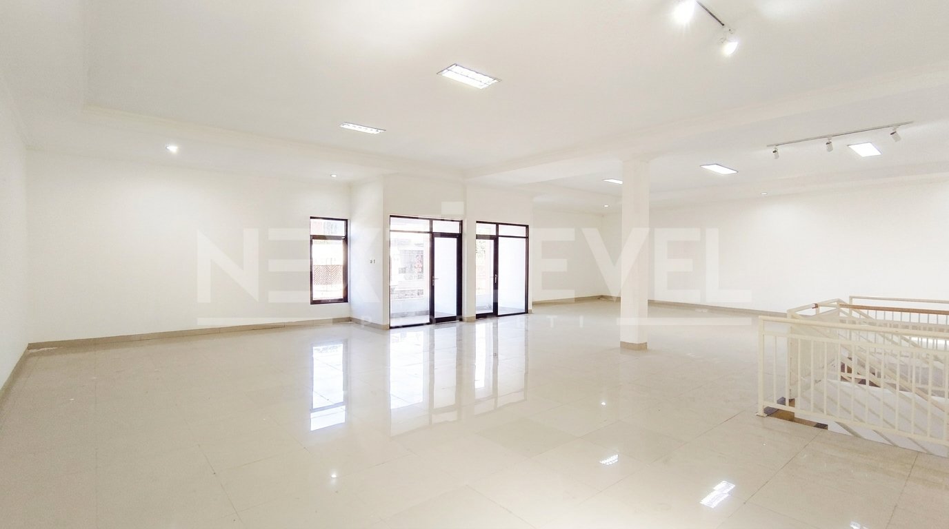 Disewakan Ruko Gandeng, Full Renovasi