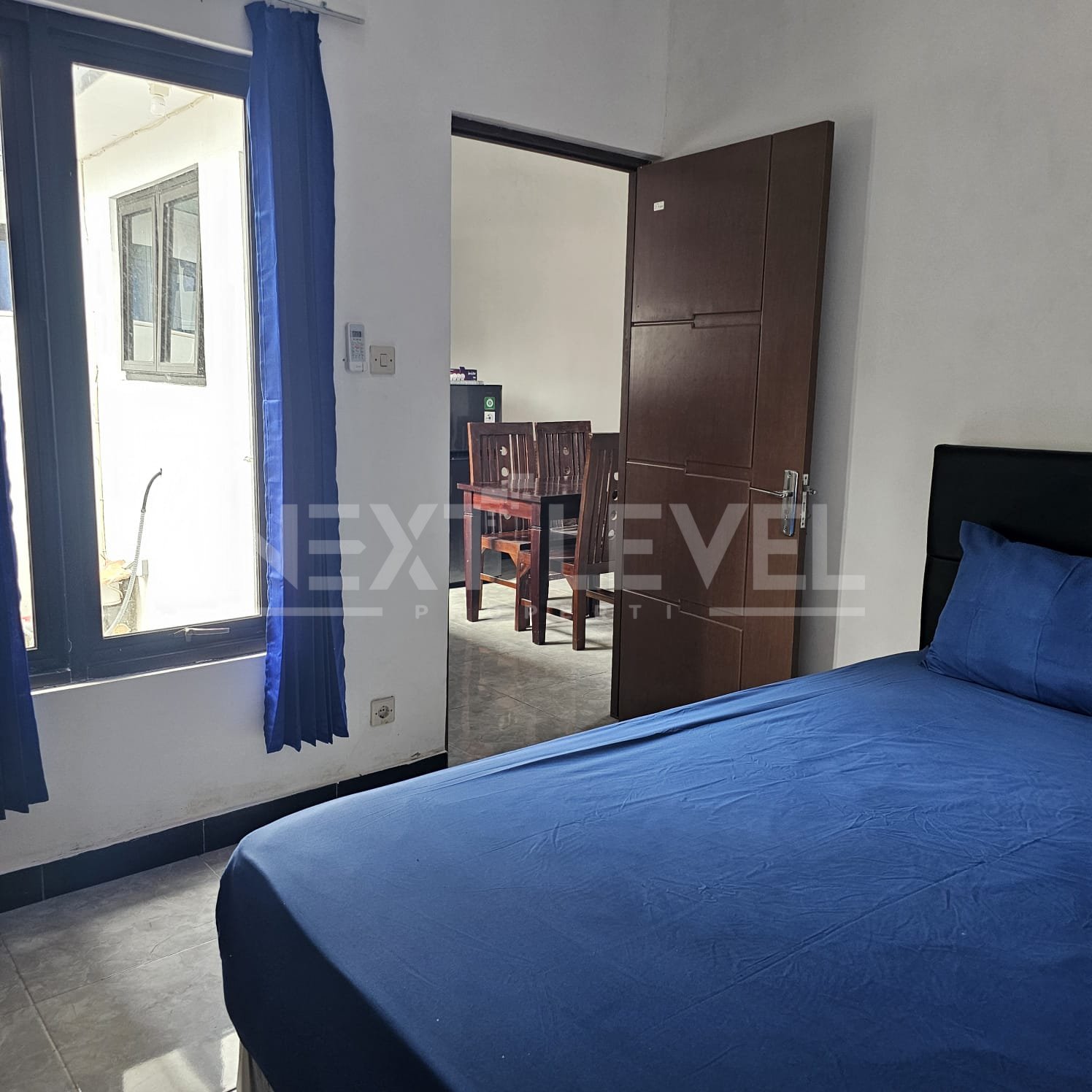 3 Unit Rumah Minimalis Modern Gandeng full Furnish sangat butuh uang cepat sekali Krn Mau pindah Ke Luar Negri