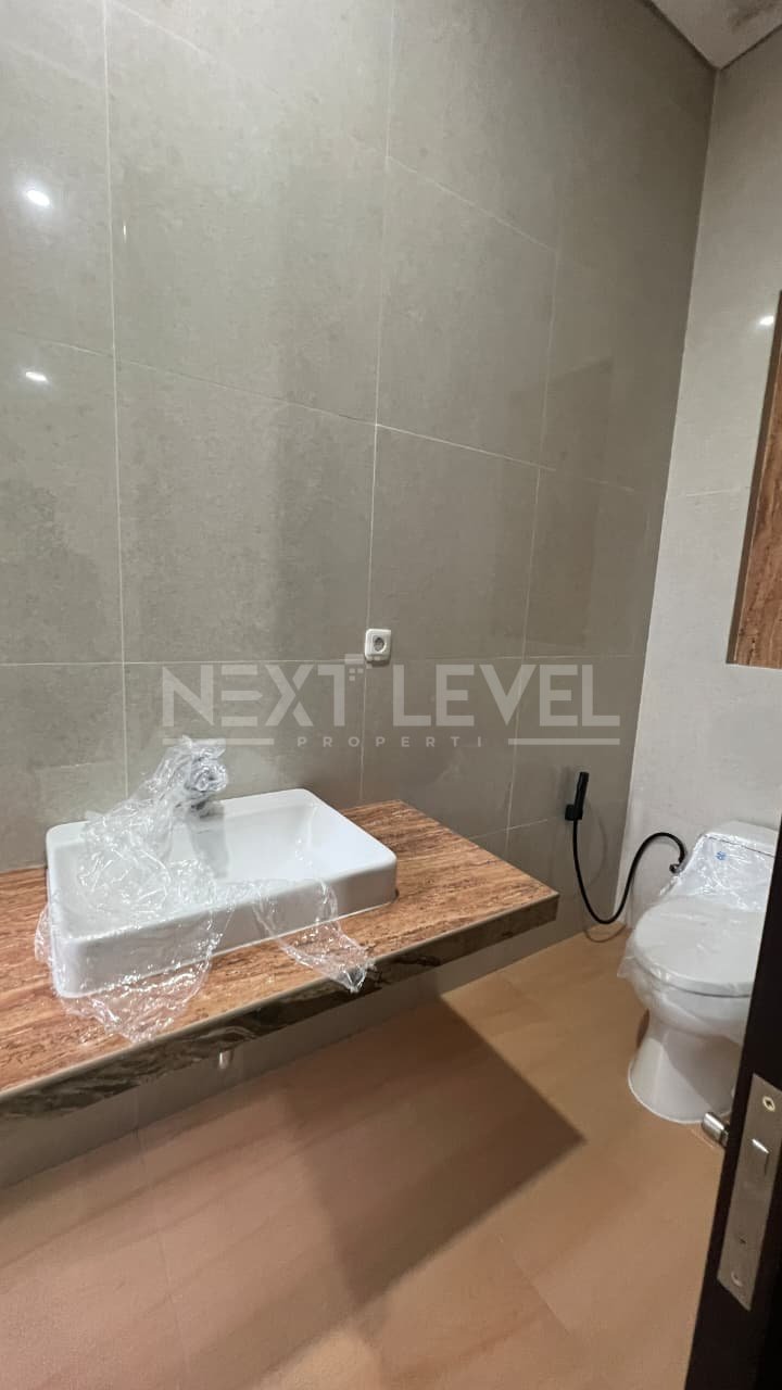 🔥 HOT LISTING 🔥 DIJUAL – BARU & FRESH !!! RUMAH PRIBADI ,MEWAH PAKUWON CITY Cluster Virgin Gorda