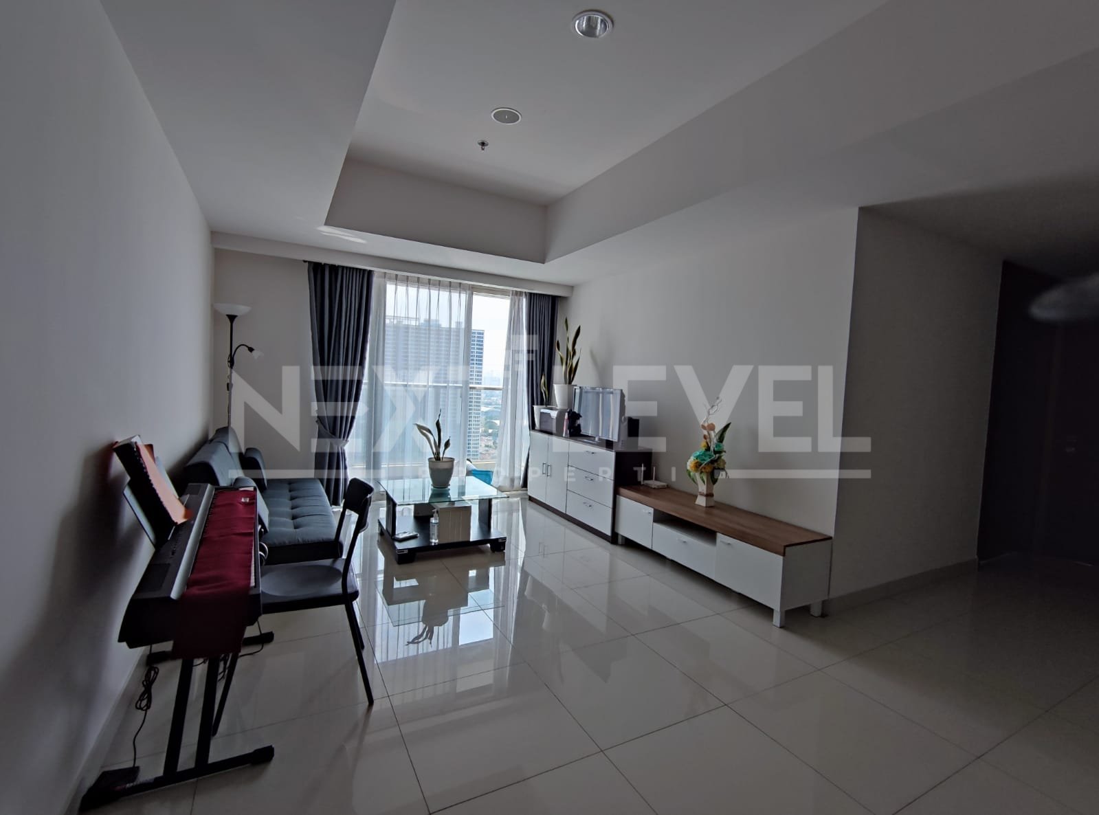 Apartemen Kensington Tower Clifford