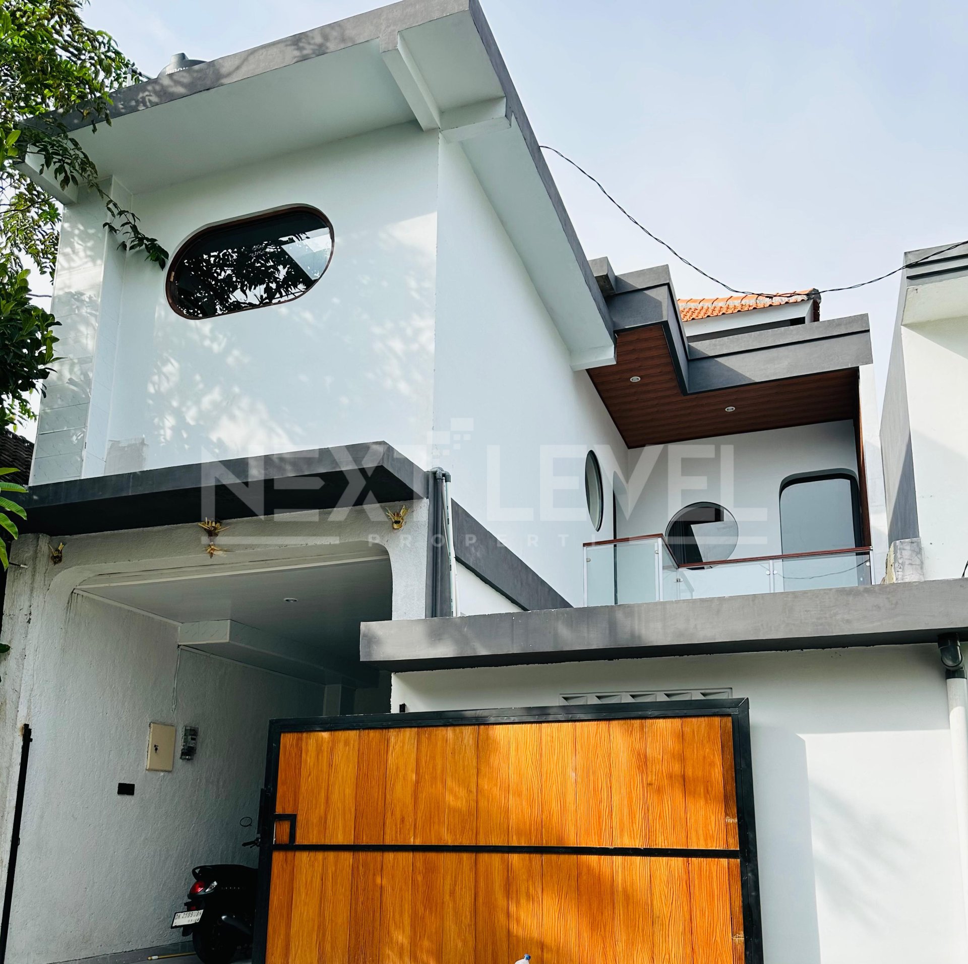 VILLA MODERN BARU SIAP HUNI DI KAWASAN PREMIUM PERERENAN