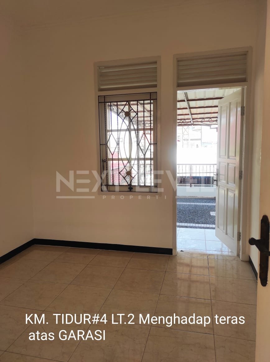 Di jual Rumah Hook Mewah & Strategis di Cireundeu, Ciputat Timur – Selangkah ke Jakarta Selatan!