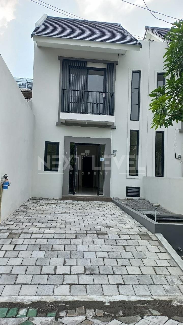 Dijual Rumah Rungkut Menanggal Strategis Siap Huni