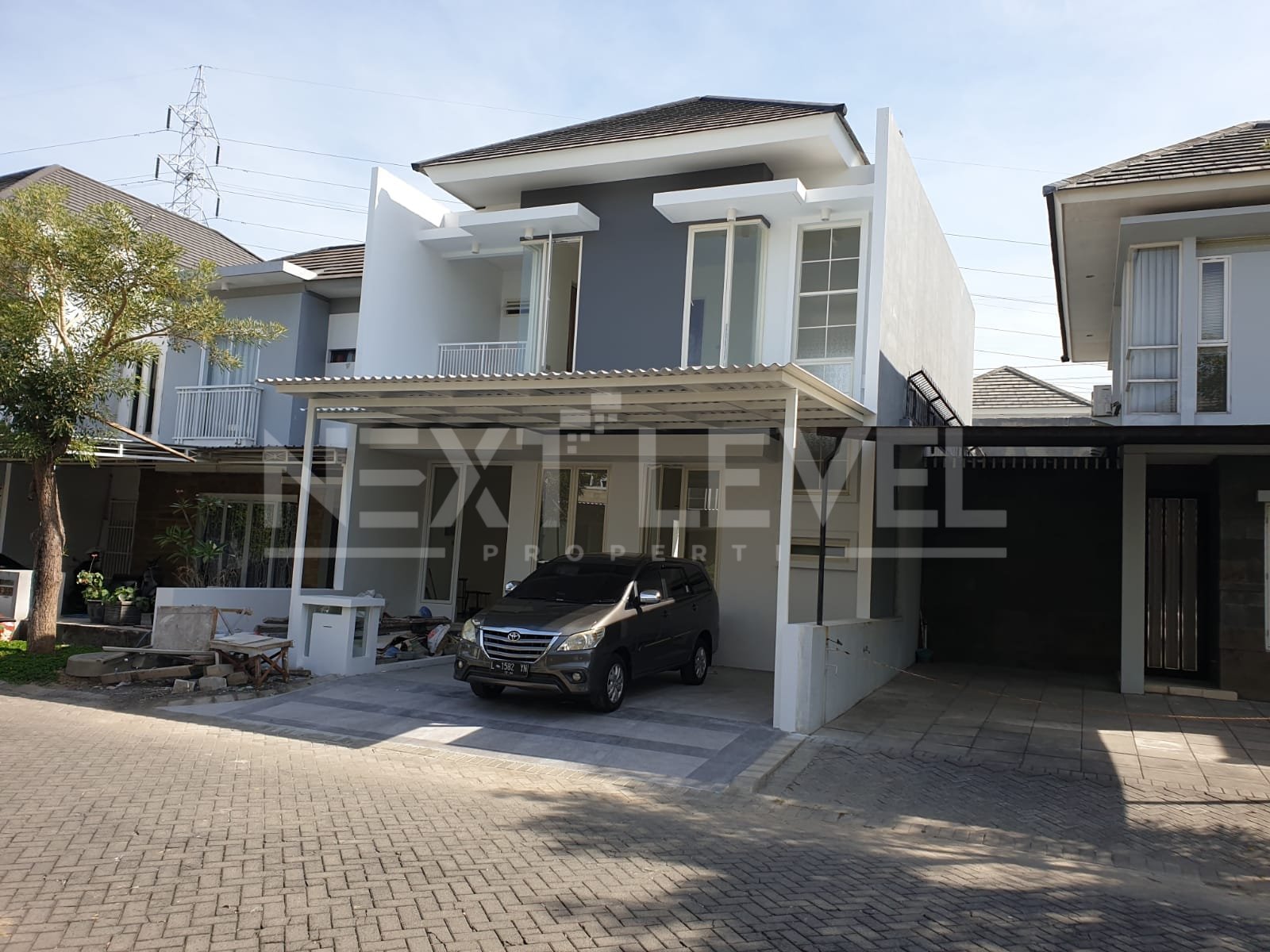 DIJUAL RUMAH ROYAL RESIDENCE SIAP HUNI