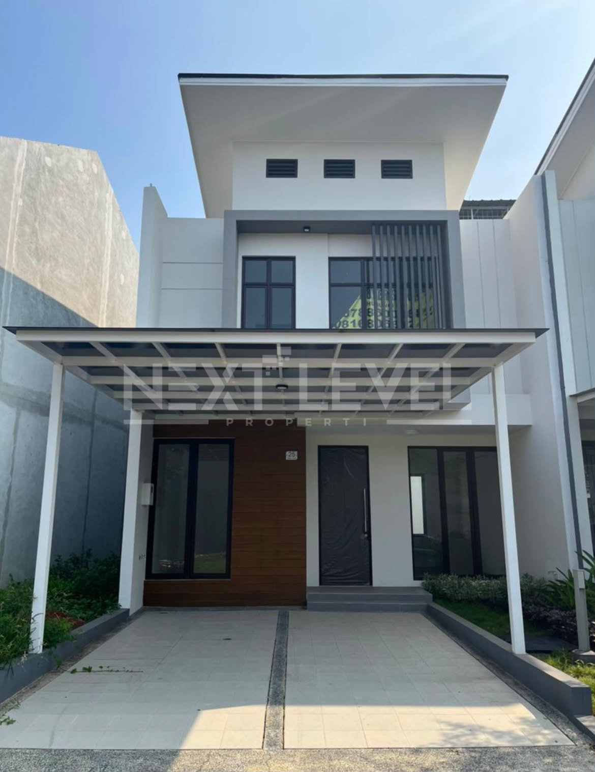 Disewakan/dijual  rumah moderen di JGC cluster Shinano