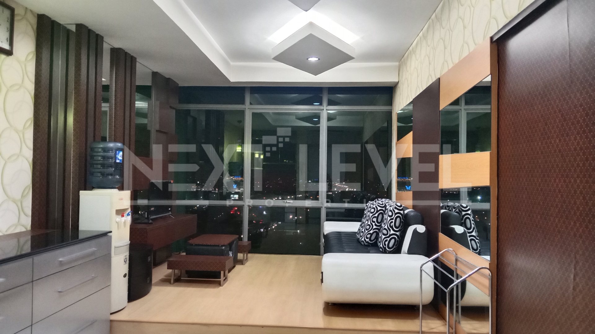 DISEWAKAN 1BR Condominium Full Furnish View TOL 