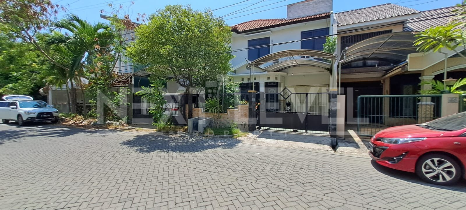 Dijual Rumah Bonus Semua Furniture di Perumahan Mojoarum Dharmahusada