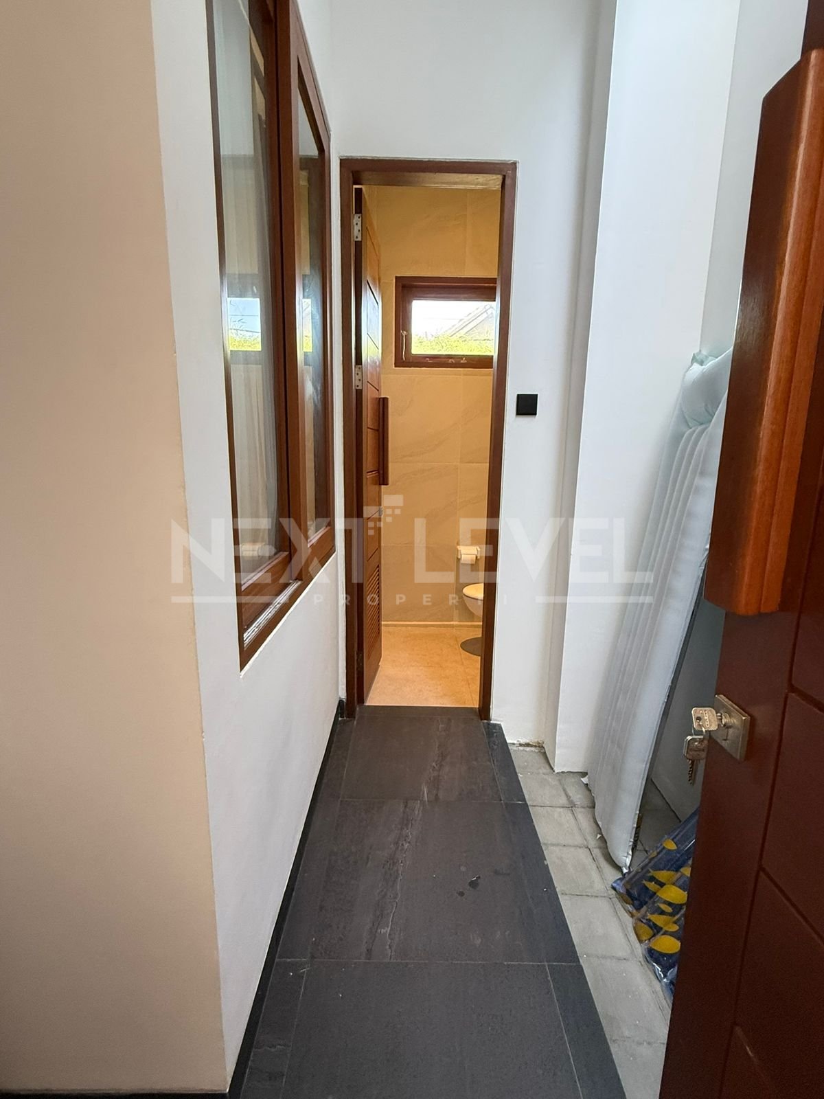 Water Lily Villa - Sanur for LeaseHold 32 years (fully furnished) Good location (villa kompleks)