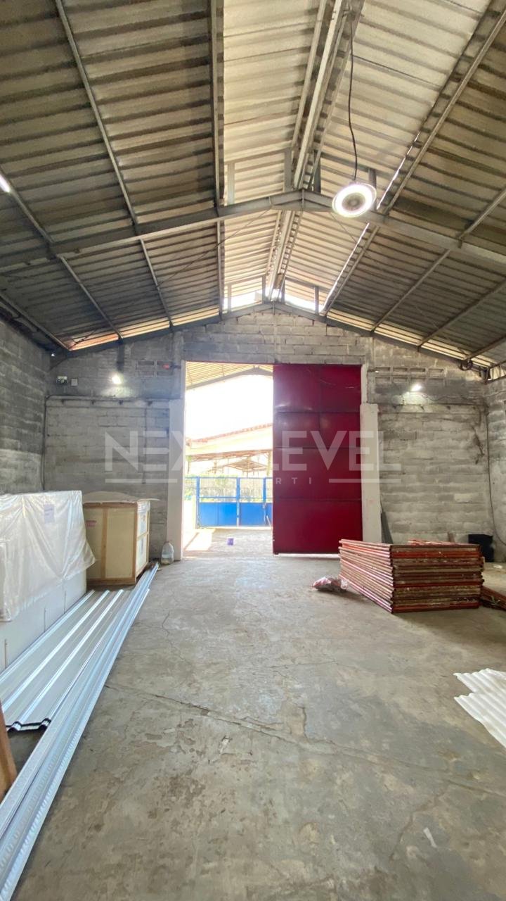 Dijual Gudang Jalan Raya Siap Pakai di Buduran Sidoarjo