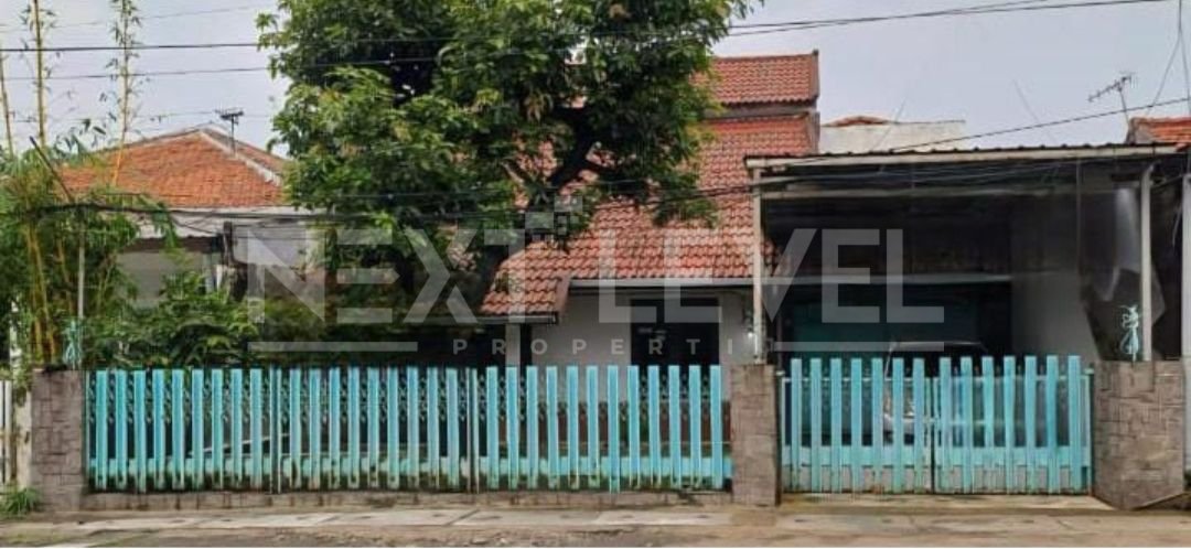 Dijual Rumah Strategis Nol Jalan Utama Gayungsari Surabaya Selatan