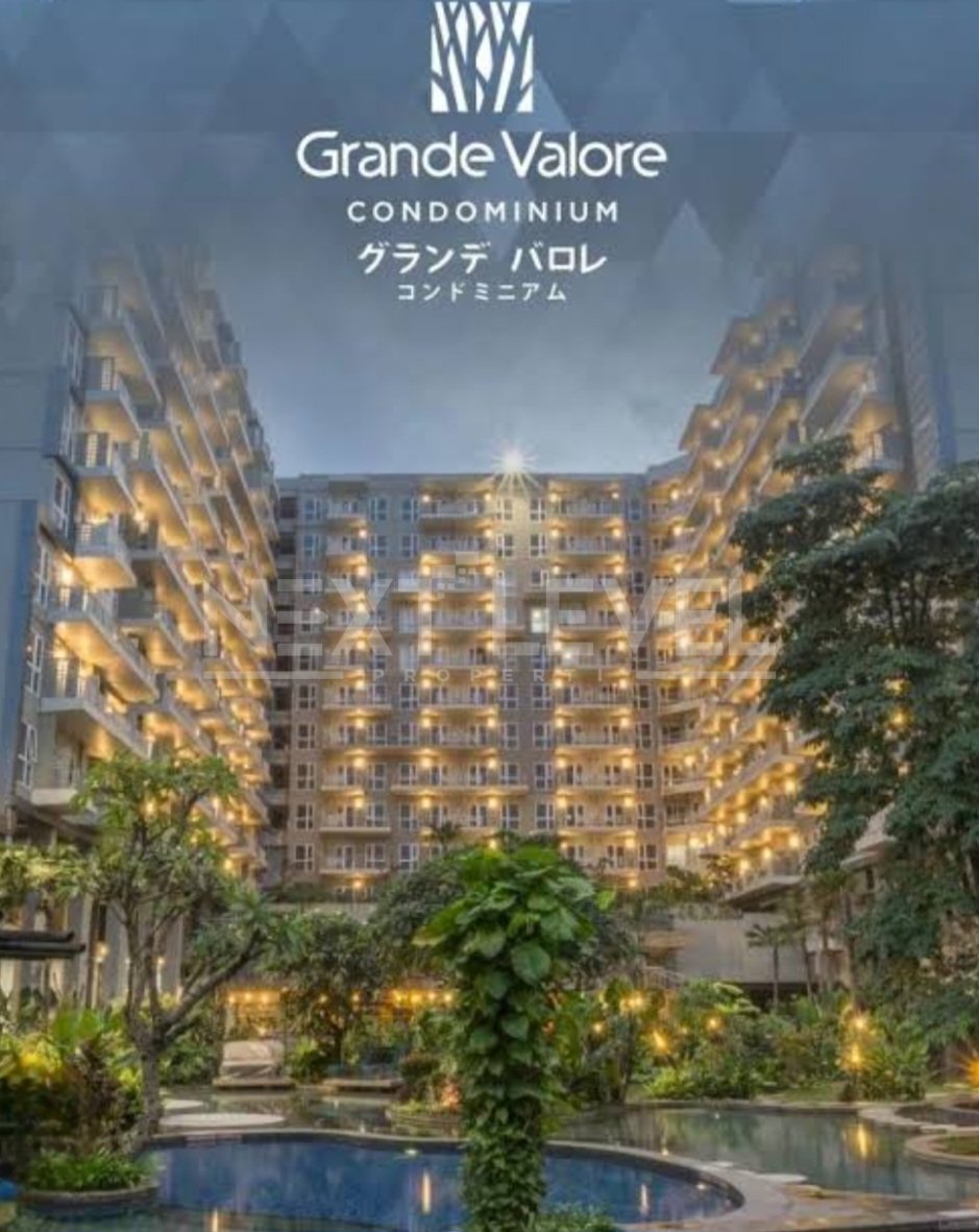Jual cepat apartemen furnished 50% harga Grande Valore Jababeka