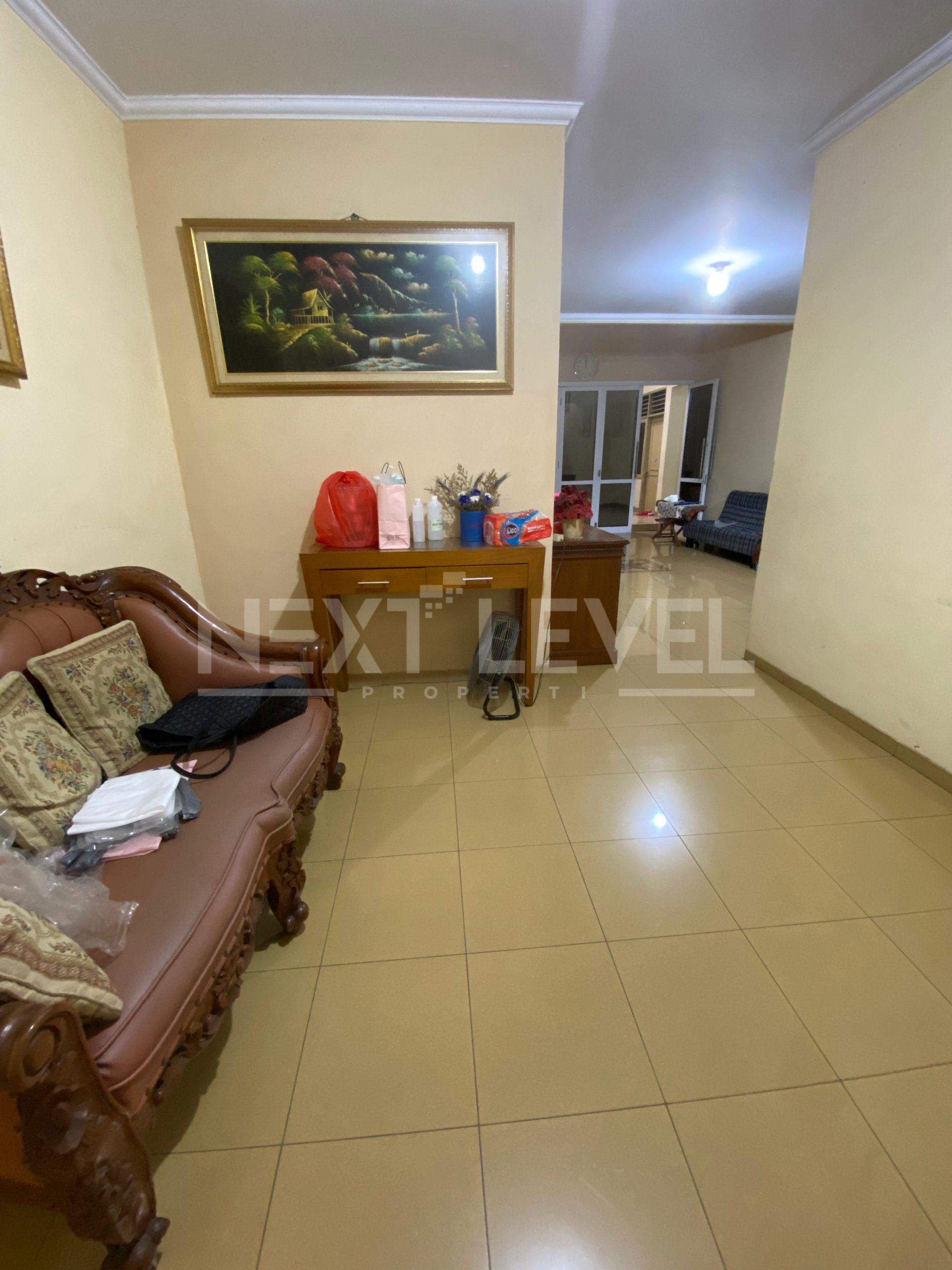Dijual rumah metland menteng