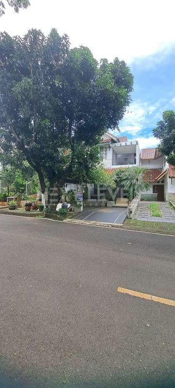 Disewakan rumah 5 KT furnished di Persada Golf Jatibening Baru