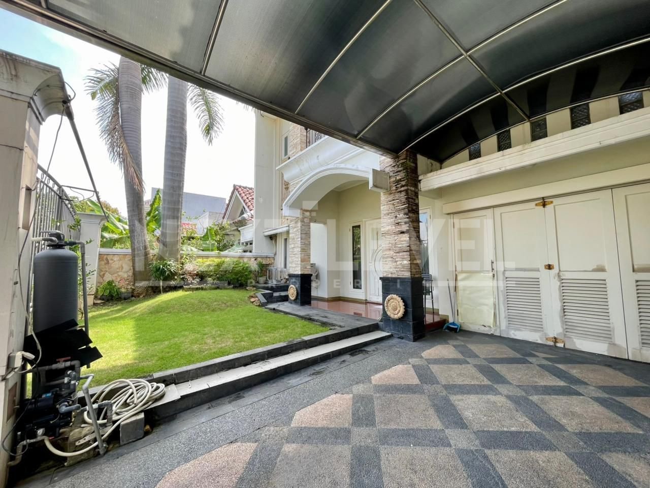 Dijual Rumah Taman Internasional Minimalis Strategis Siap Huni