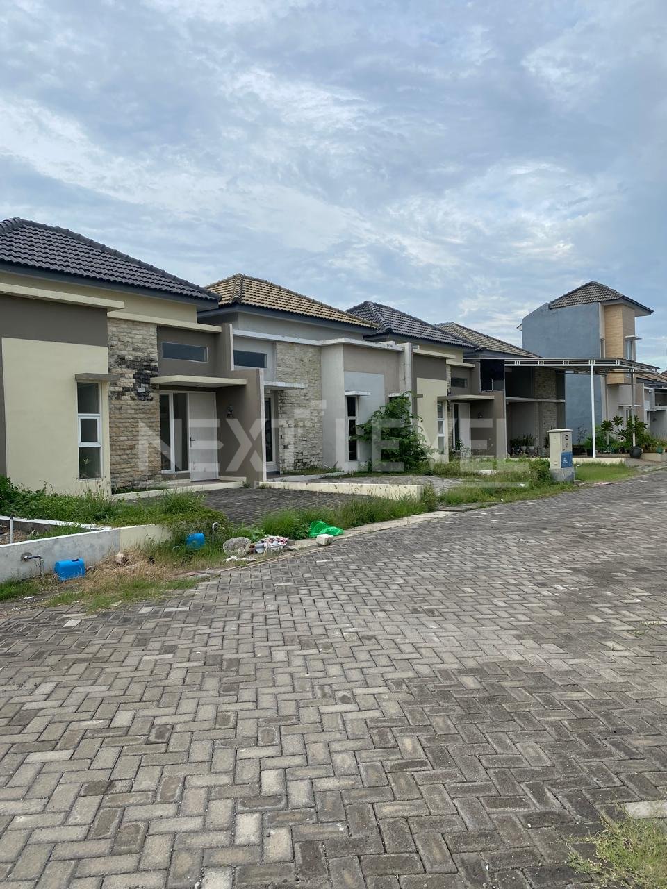 Rumah New Gress NEWTON PARK JUANDA