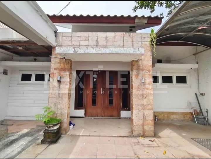 Rumah Luas di Rayan Regency 