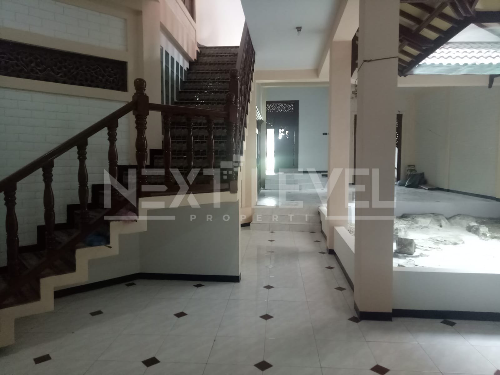 DI JUAL RUMAH BESAR SOOKO MOJOKERTO 