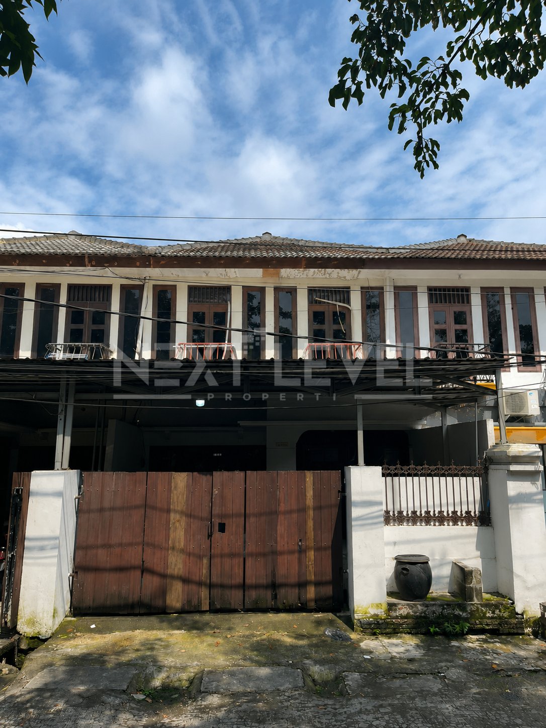 Dijual Rumah RUNGKUT Asri, Surabaya