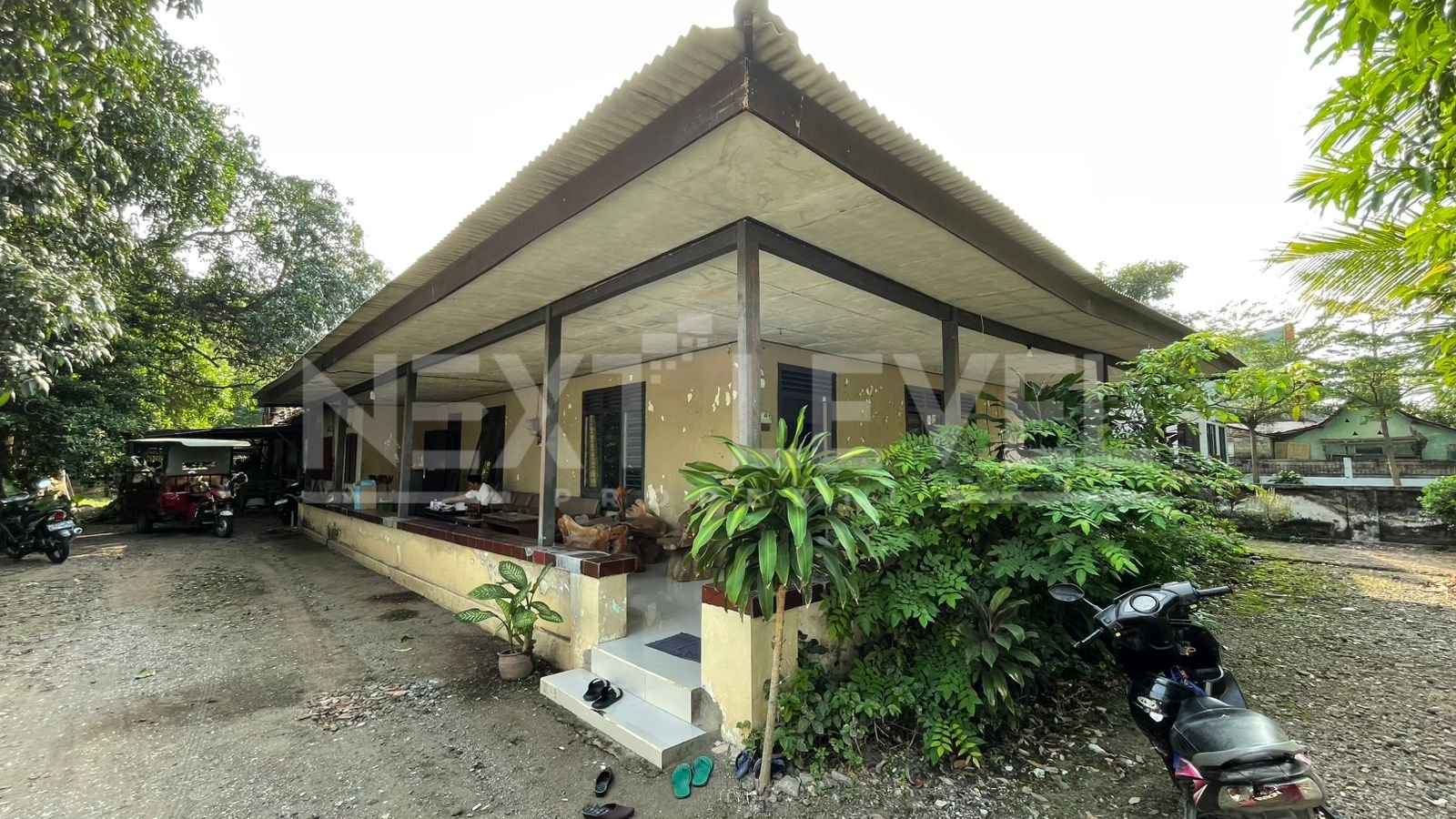 Dijual Rumah Strategis Tengah Kota Nganjuk | LT 1.833 m² SHM | 300 Meter ke RSI Aisyiyah | Cocok Hunian, Usaha & Investasi