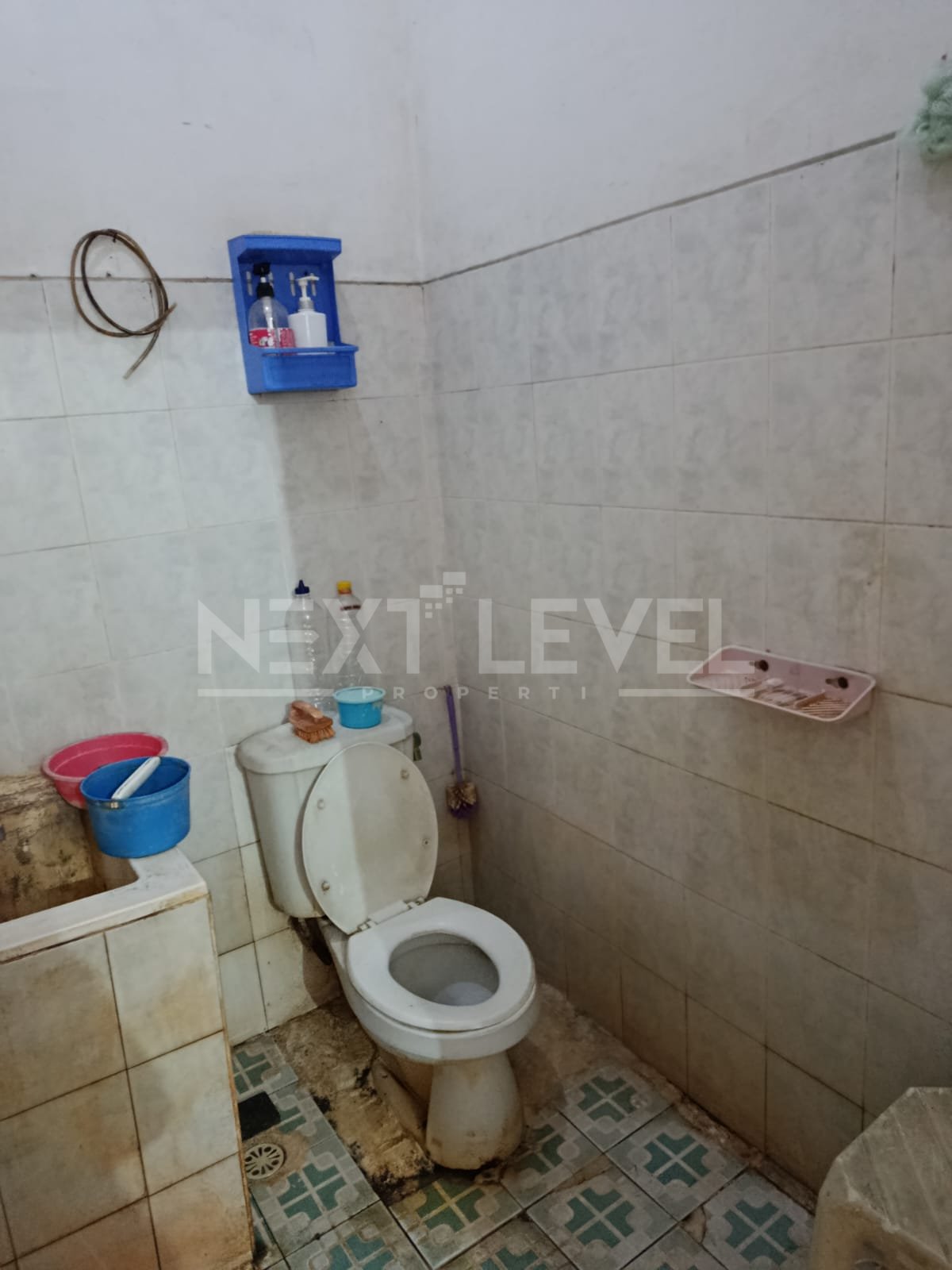 Disewakan rumah di permata Safira dekat Wiyung Surabaya barat
