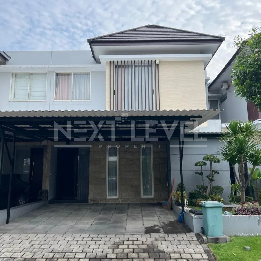 Dijual Rumah Graha Natura Semi Furnish Surabaya