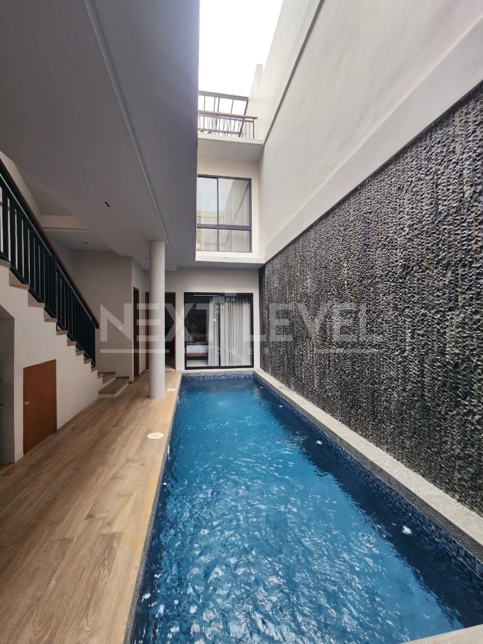 Dijual villa baru  Diberawa Status freehold