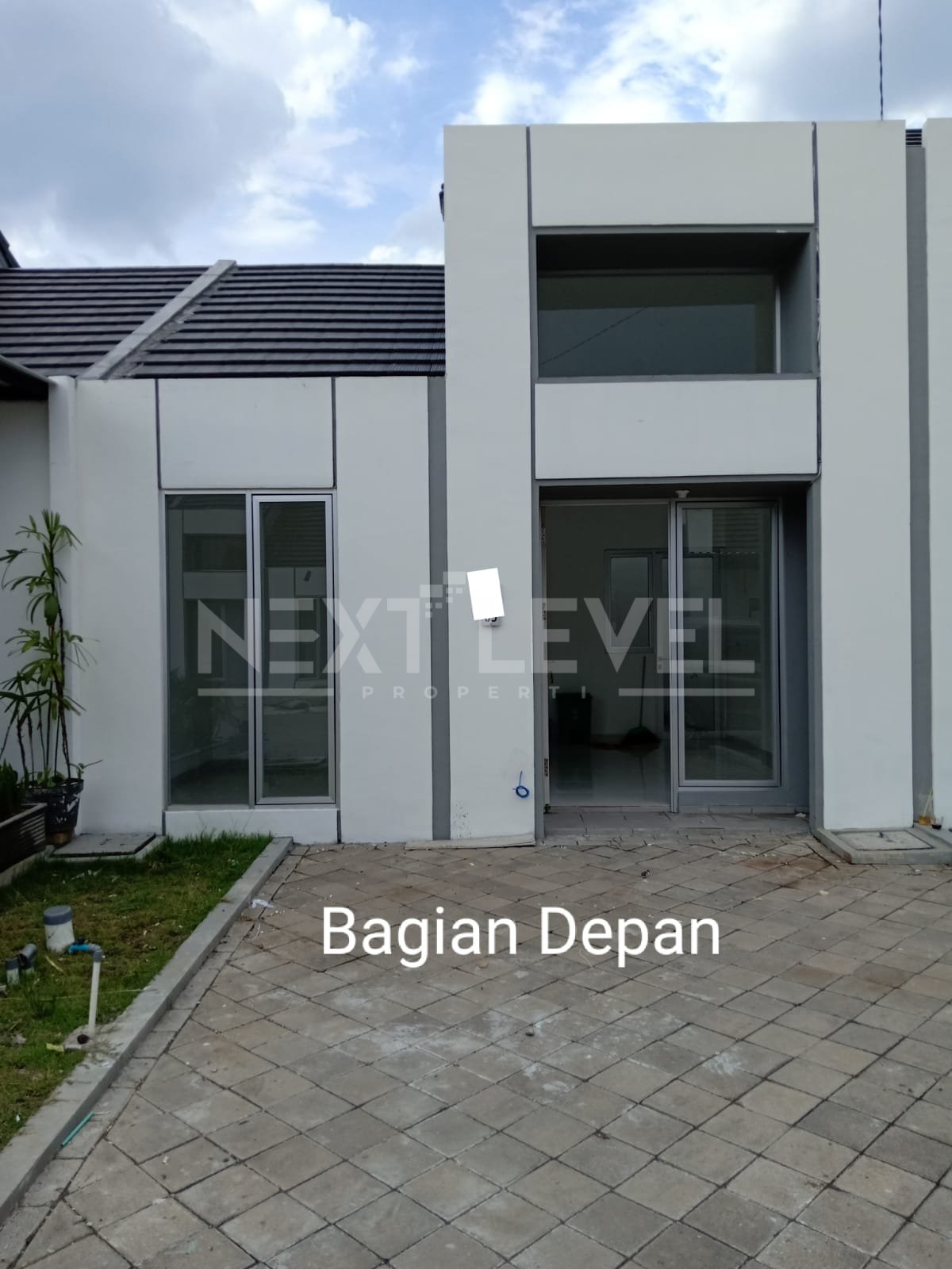 RUMAH 1 LANTAI THE CEMANDI