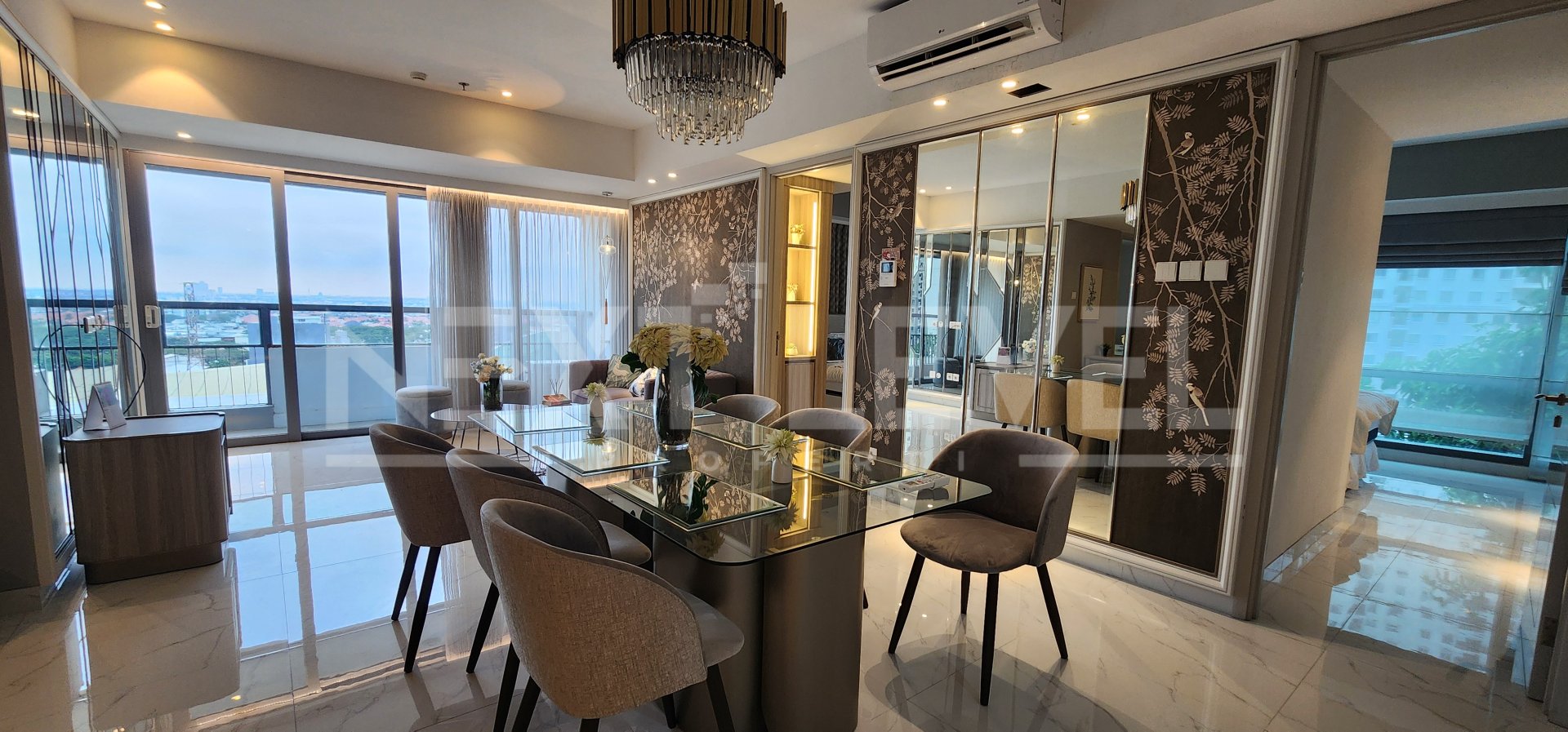 Luxury Apartment Laviz Mansion