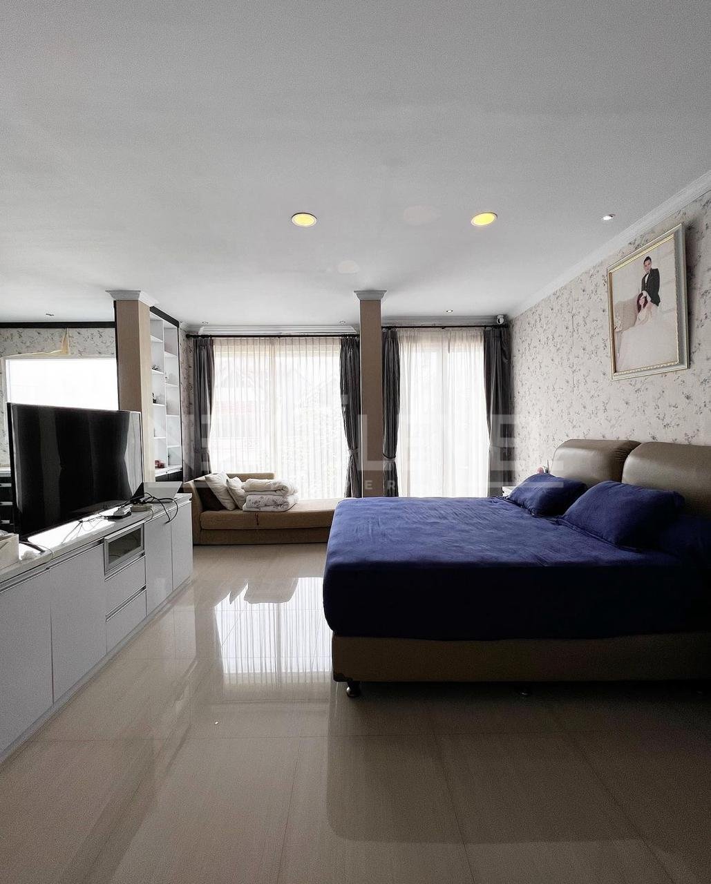 TURUN HARGA DIJUAL RUMAH PIK Camar Elok 8x23 Furnished