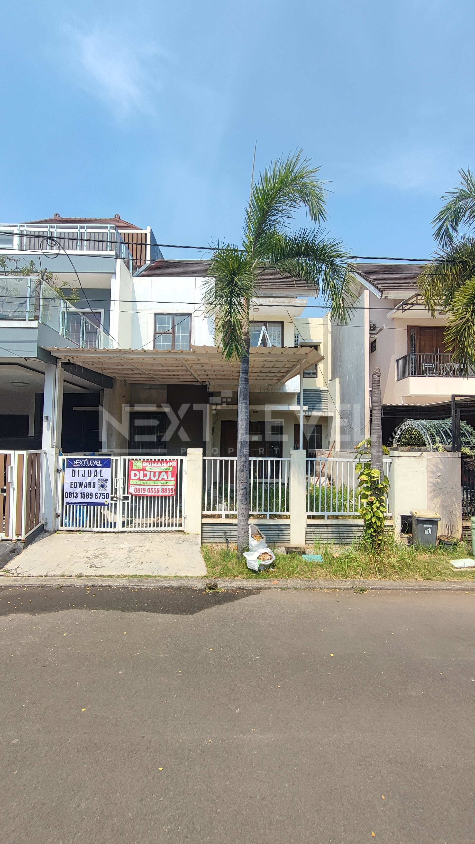 Rumah Dijual di Cluster Aralia