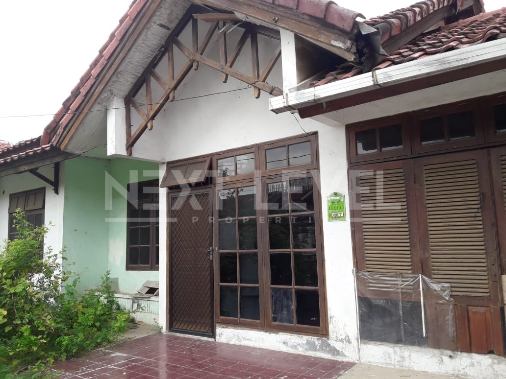 Rumah tinggal Harapan Indah dekat Pasar Family