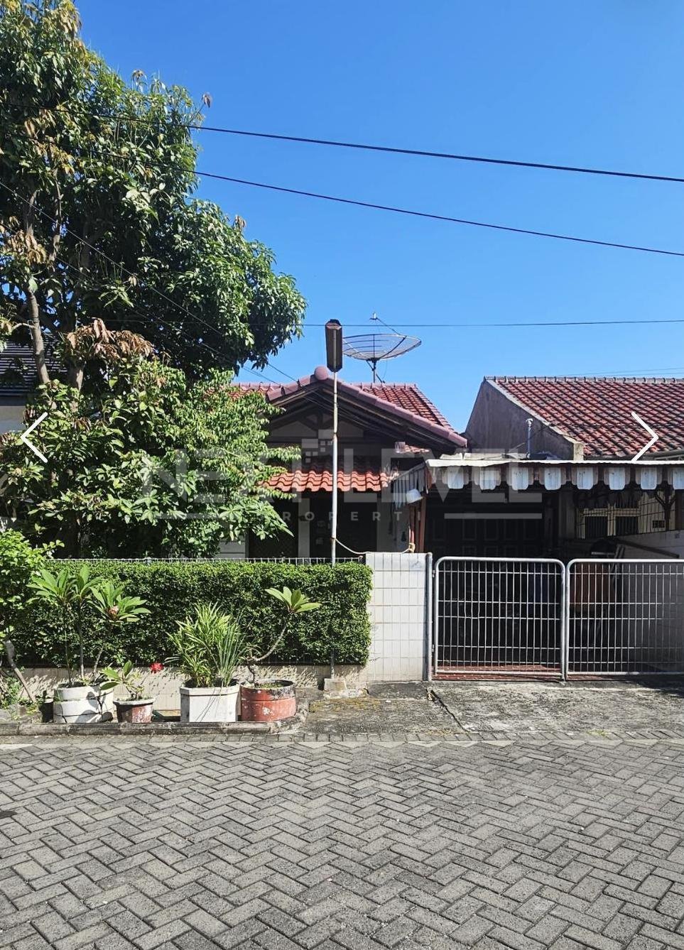 DiJual Rumah Satelit Utara Rumah lama terawat