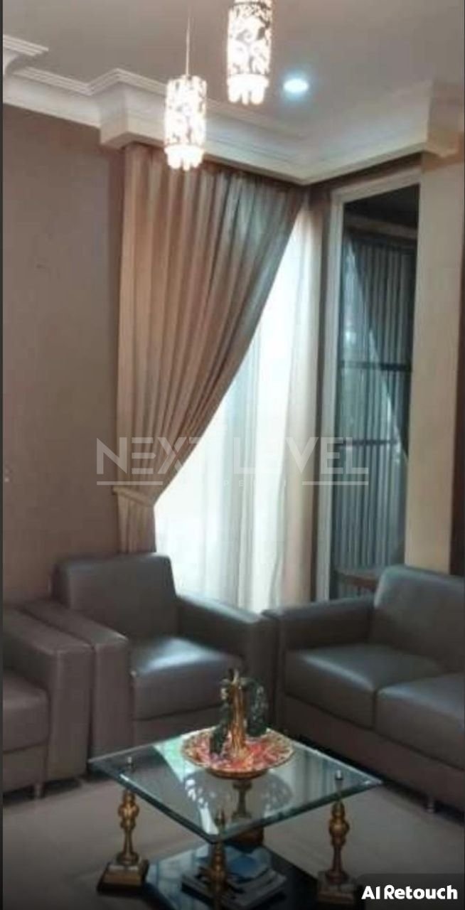 Dijual Rumah Pakuwon Indah Cluster Granada Strategis Minimalis Siap Huni