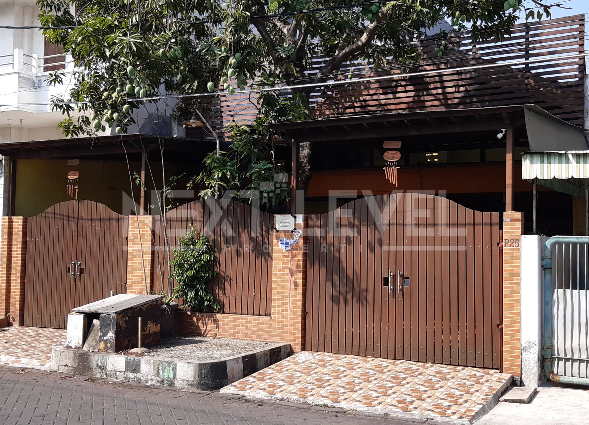 Dijual Rumah Darmo Indah Timur