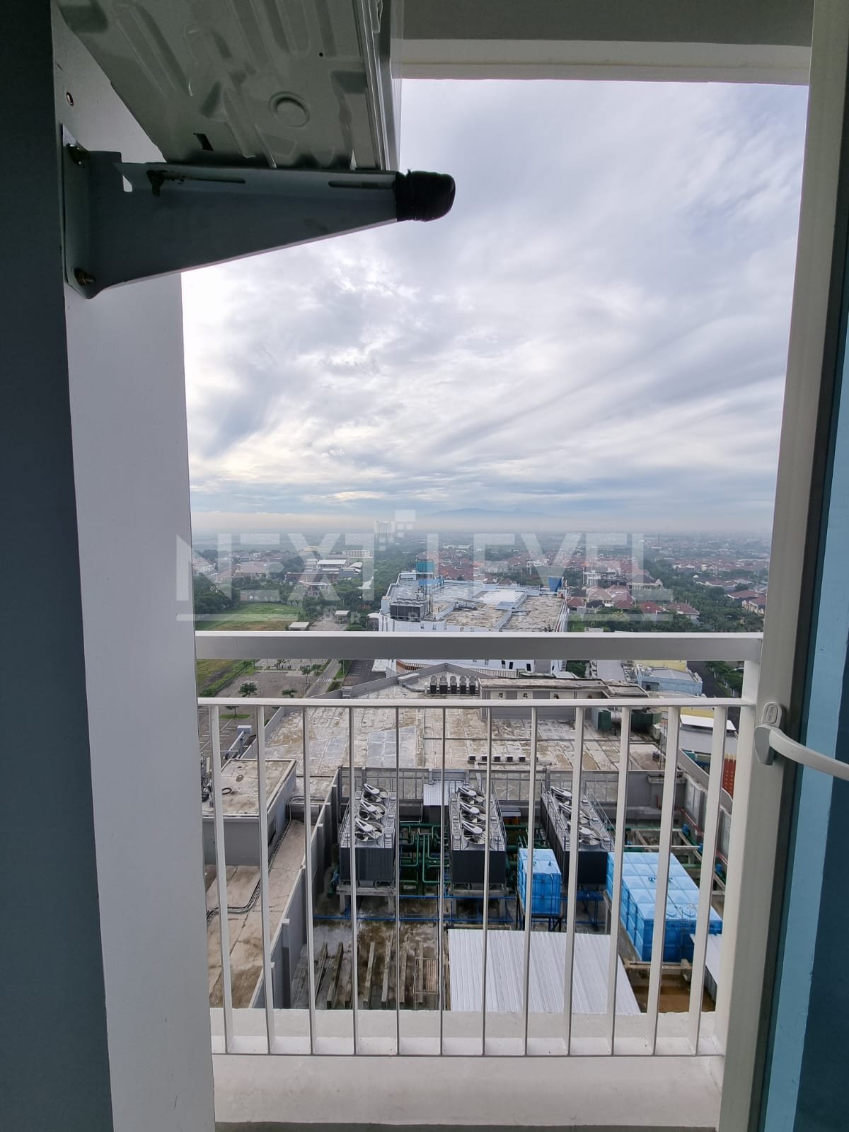 DIJUAL APARTEMEN AMOR PAKUWON CITY TYPE STUDIO GRESS 