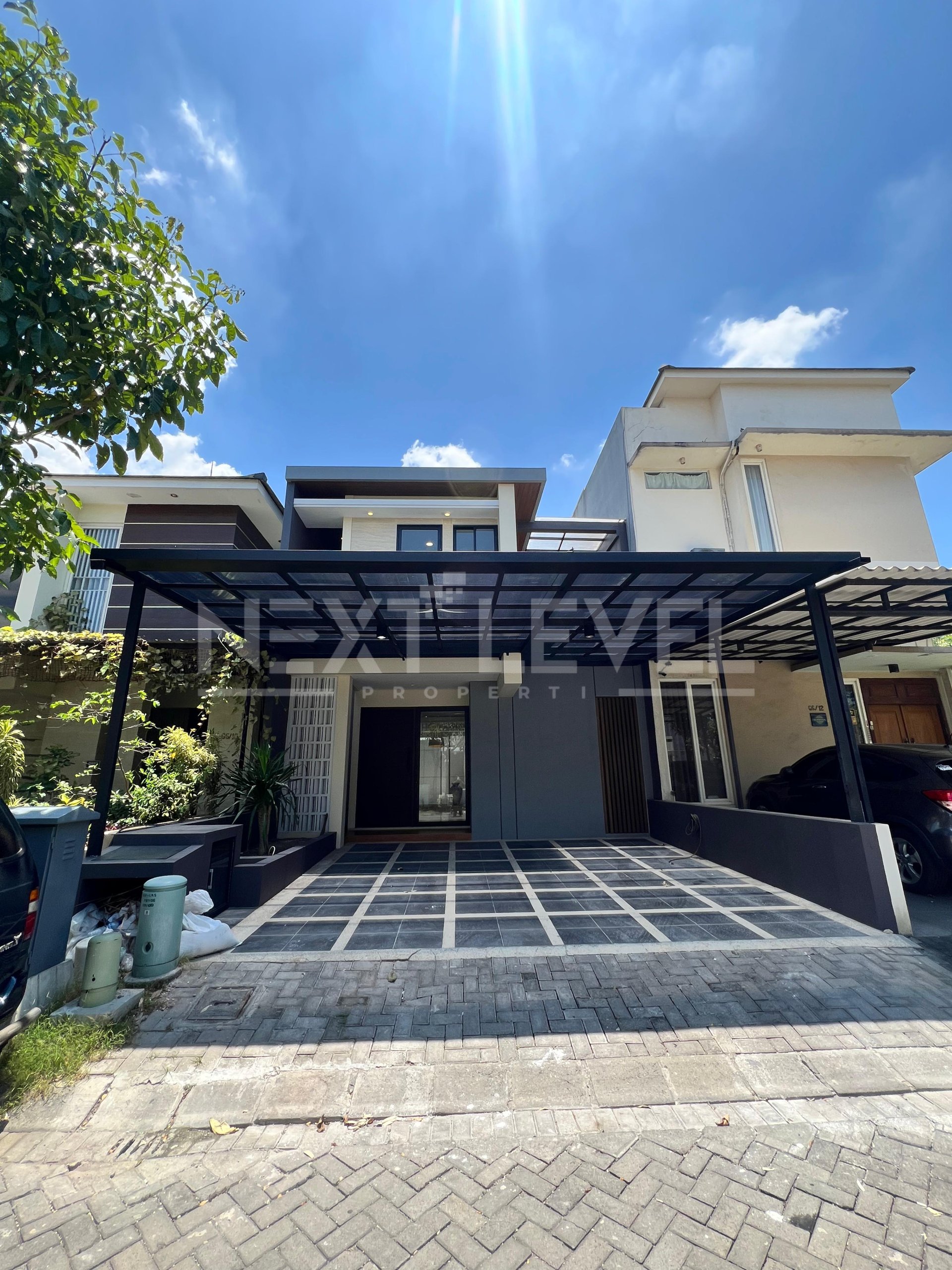 Dijual Modern Semi Furnished Super Murah Mocca Vrbana Dian Istana