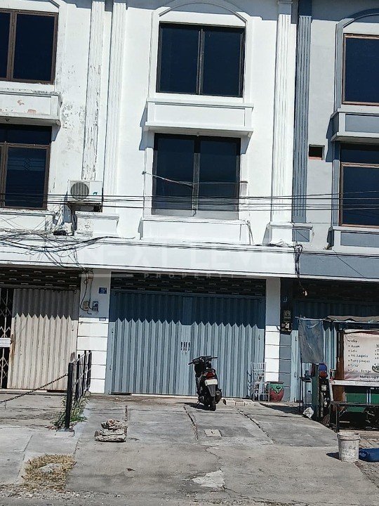 Di Sewakan Ruko 3lt