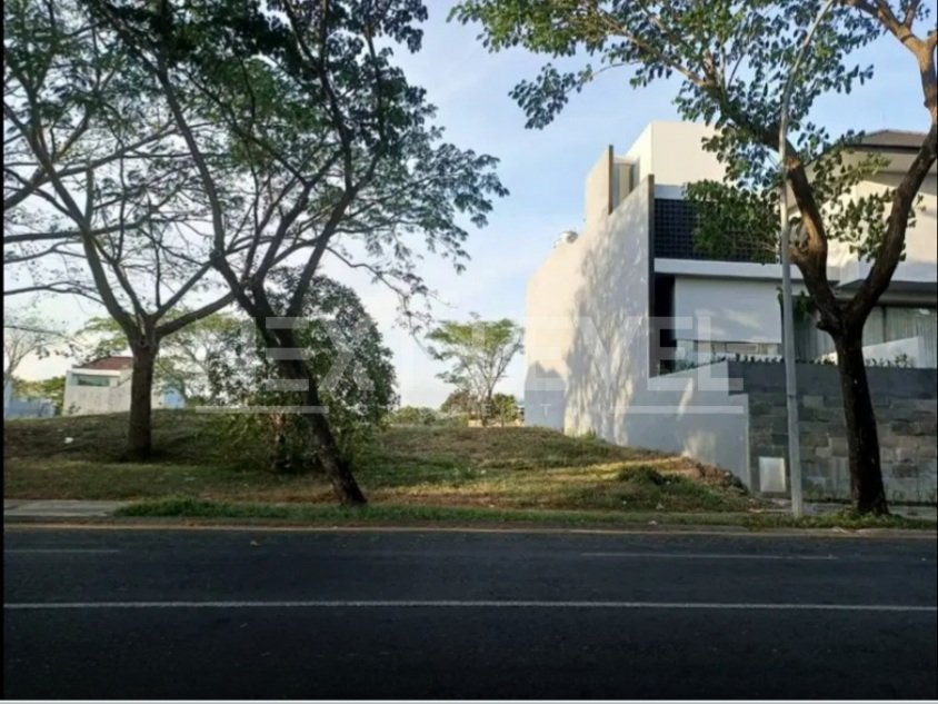Kavling Premium Bukit Golf Citraland Surabaya. Dekat Citraland, Bukit Darmo, Golf Ciputra World, National Hospital, Pakuwon Mall, Universitas Ciputra.NLMLG00039